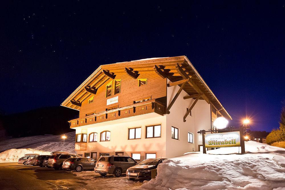 Gaestehaus Zugspitzblick 베르왕 외부 사진